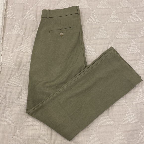 Banana Republic Logan Pant - Sage Green, Size 00P - Picture 1 of 7